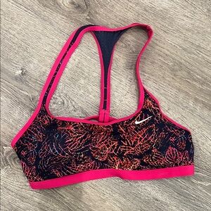 Never worn Nike Pink & Black Racerback swim top with Coral Print